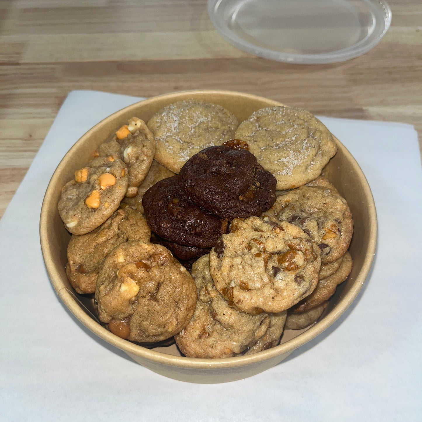 Seasonal Sampler Bucket 🍁