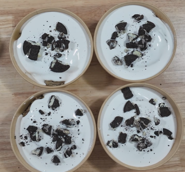 Cookies & Cream Bun
