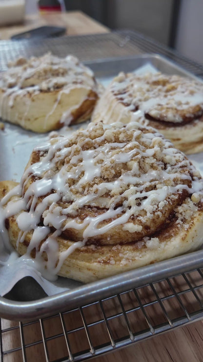 Peaches & Cream Bun