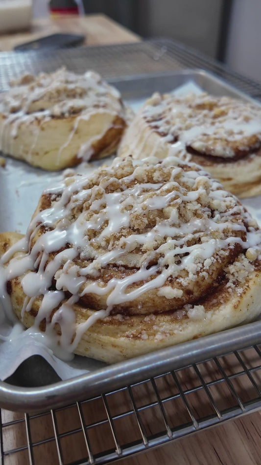 Peaches & Cream Bun